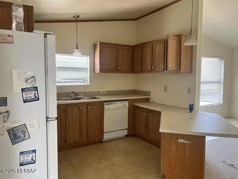 Kitchen - 6130 E Thunder River Dr, Tucson, AZ 85756 photo 2 of 3