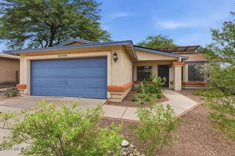 10040 E Watson Dr, Tucson, AZ 85730