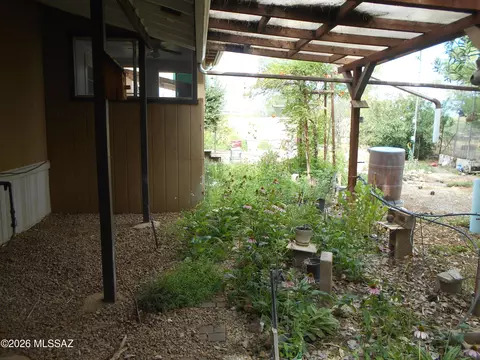 Exterior - 8651 E Kitty Mow Trl, Pearce, AZ 85625 photo 7 of 14