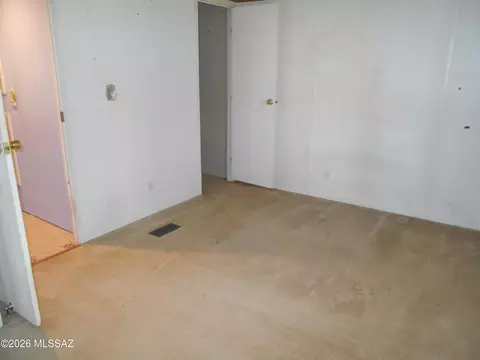 Bedroom - 8651 E Kitty Mow Trl, Pearce, AZ 85625 photo 1 of 2