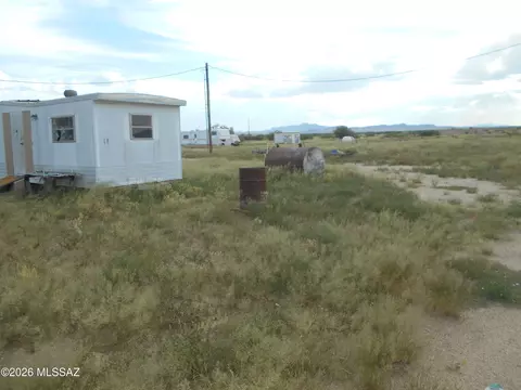 Exterior - 853 S Collins Ln, Willcox, AZ 85643 photo 2 of 4