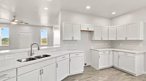 Kitchen - 130 S Richmond Dr S, Vail, AZ 85641 photo 1 of 2