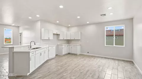 Other - 130 S Richmond Dr S, Vail, AZ 85641 photo 1 of 7