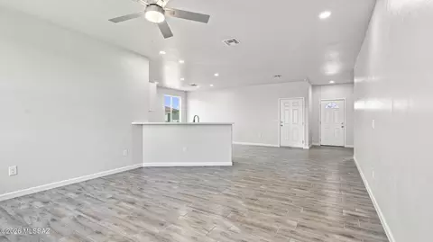 Living - 130 S Richmond Dr S, Vail, AZ 85641 photo 4 of 5