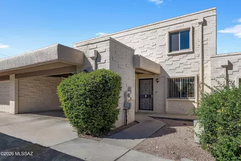 4961 E Bellevue St, Tucson, AZ 85712