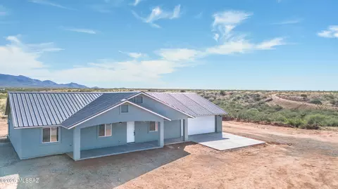 1663 S Desert Oasis Ct, Benson, AZ 85602 photo 2