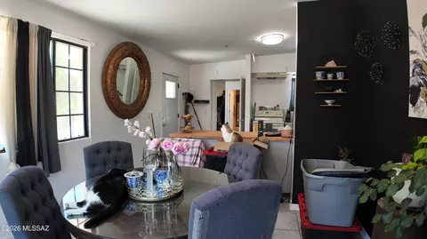 Dining - 1371 E Bristol Dr, Nogales, AZ 85621 photo 2 of 2