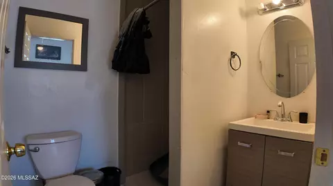 Bath - 1371 E Bristol Dr, Nogales, AZ 85621 photo 3 of 3
