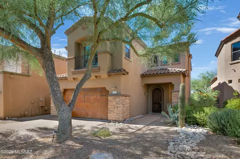 5801 N Paloma Ridge Ln, Tucson, AZ 85718