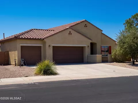 12361 N Fernsbury Dr, Marana, AZ 85653