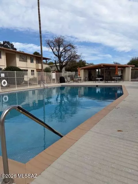 Exterior - 8060 E Broadway Blvd #E209, Tucson, AZ 85710 photo 1 of 2