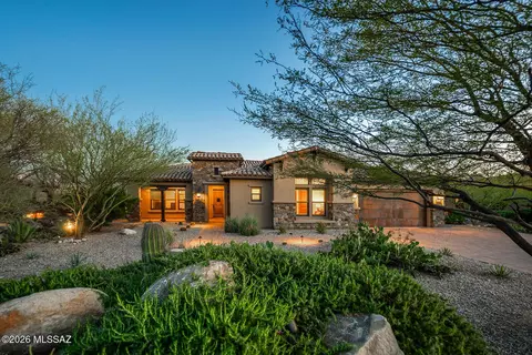 13969 N Stone Gate Pl, Oro Valley, AZ 85755