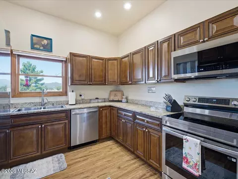 Kitchen - 105 Los Encinos Rd, Sonoita, AZ 85637 photo 6 of 6