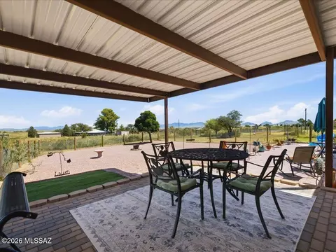 Exterior - 105 Los Encinos Rd, Sonoita, AZ 85637 photo 2 of 8