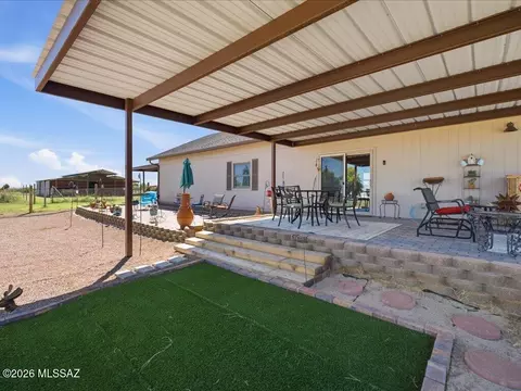 Exterior - 105 Los Encinos Rd, Sonoita, AZ 85637 photo 6 of 8