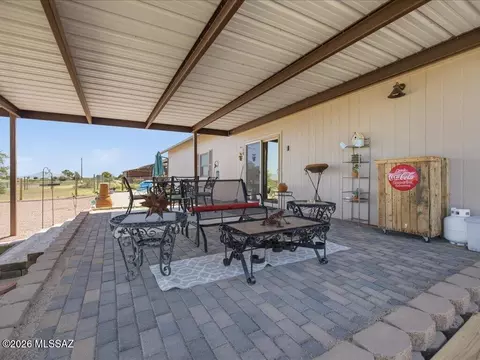 Exterior - 105 Los Encinos Rd, Sonoita, AZ 85637 photo 1 of 8