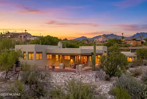4260 N Va Paco, Tucson, AZ 85750