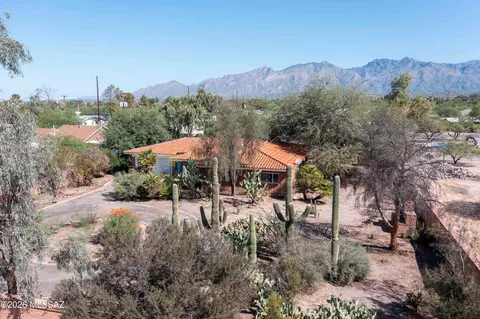 1302 N Sahuara Ave, Tucson, AZ 85712