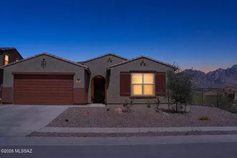 11922 N Silver Village Pl, Oro Valley, AZ 85737