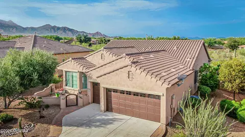 2404 E Page Mill Dr, Green Valley, AZ 85614