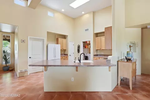 Kitchen - 14157 E Wild Jesse Way, Vail, AZ 85641 photo 1 of 5