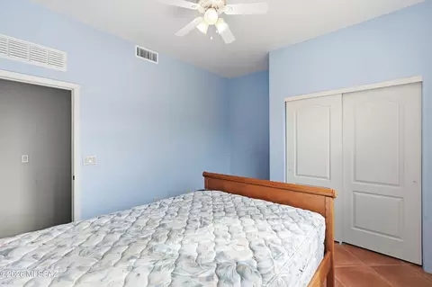 Bedroom - 14157 E Wild Jesse Way, Vail, AZ 85641 photo 3 of 6