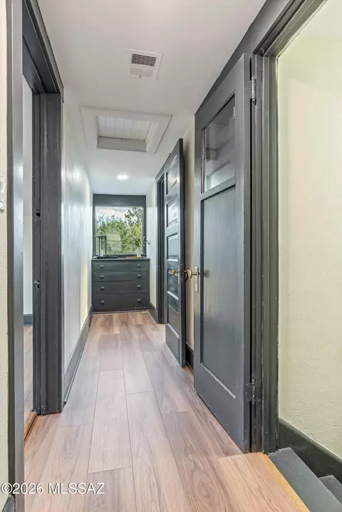 Entry Way - 601 E 1st St, Tucson, AZ 85705 photo 6 of 7