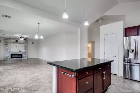 Living - 168 W Sprint St, Vail, AZ 85641 photo 4 of 6