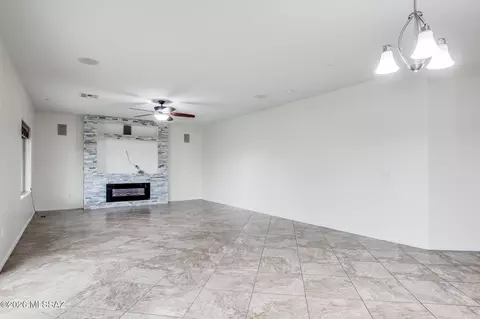 Living - 168 W Sprint St, Vail, AZ 85641 photo 2 of 6