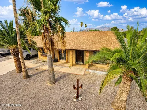 3024 W Bayleaf Dr, Tucson, AZ 85741