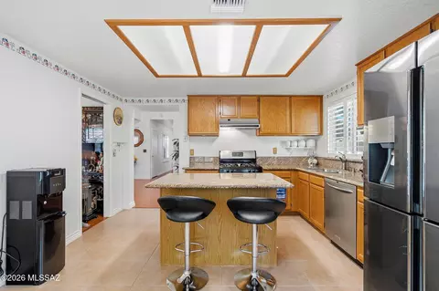 Kitchen - 7975 S Lauder St, Tucson, AZ 85747 photo 7 of 10