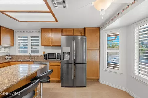 Kitchen - 7975 S Lauder St, Tucson, AZ 85747 photo 5 of 10