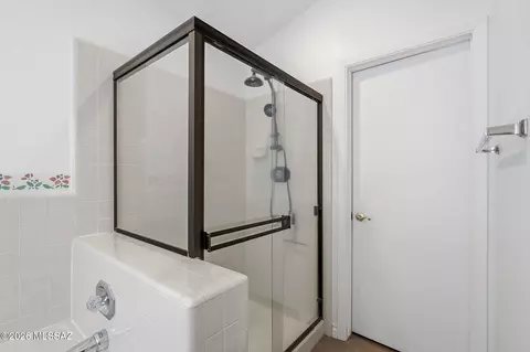 Bath - 7975 S Lauder St, Tucson, AZ 85747 photo 4 of 6