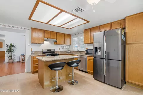 Kitchen - 7975 S Lauder St, Tucson, AZ 85747 photo 6 of 10