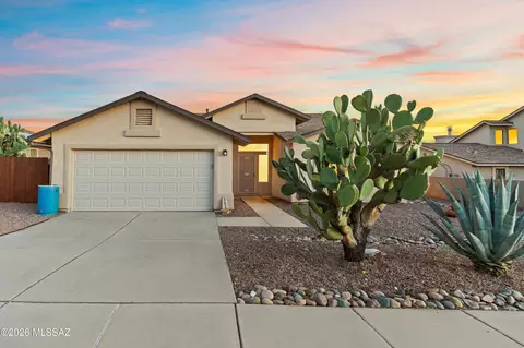 3131 W Monmouth St, Tucson, AZ 85742