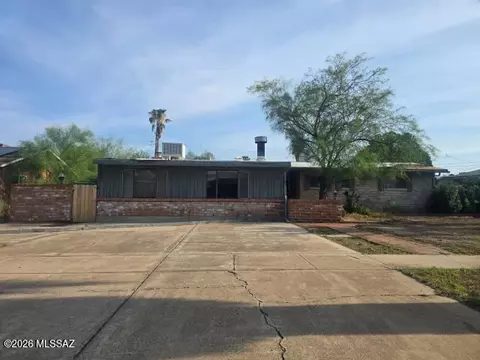 6333 E Hayne St, Tucson, AZ 85710