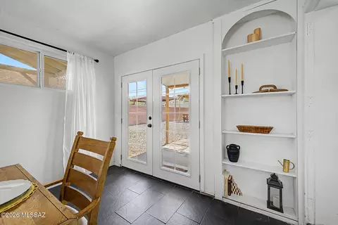 Dining - 4550 E Cooper St, Tucson, AZ 85711 photo 4 of 4