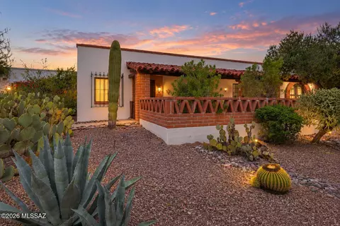 118 S Paseo Quinta #A, Green Valley, AZ 85614