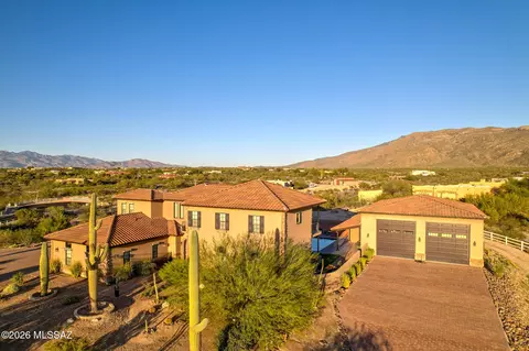 4775 S Manning Cp Ct, Tucson, AZ 85747