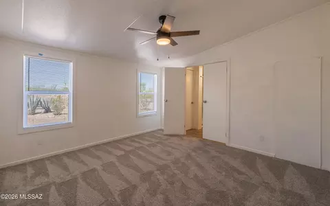 Bedroom - 13333 E Hislop Hill Dr, Vail, AZ 85641 photo 2 of 3