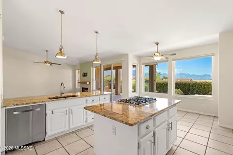 Kitchen - 65741 E Rocky Path Dr, Tucson, AZ 85739 photo 5 of 6