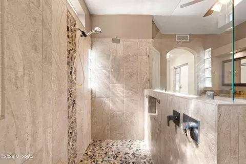 Bath - 65741 E Rocky Path Dr, Tucson, AZ 85739 photo 4 of 6