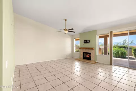 Living - 65741 E Rocky Path Dr, Tucson, AZ 85739 photo 3 of 7