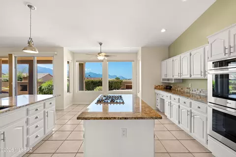 Kitchen - 65741 E Rocky Path Dr, Tucson, AZ 85739 photo 4 of 6