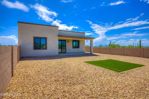 Exterior - 34026 E Terra Cotta Dr, Marana, AZ 85658 photo 4 of 6