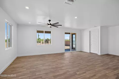 Living - 34026 E Terra Cotta Dr, Marana, AZ 85658 photo 4 of 4
