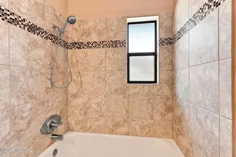Bath - 4919 E Cecelia St, Tucson, AZ 85711 photo 4 of 4