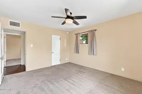 Bedroom - 4919 E Cecelia St, Tucson, AZ 85711 photo 4 of 8