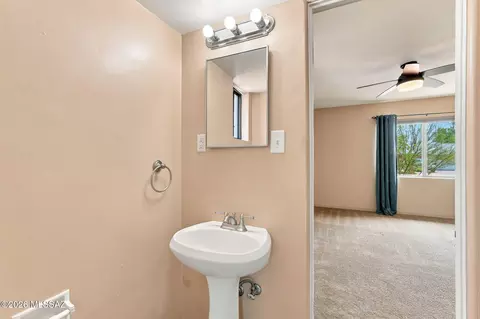 Bath - 4919 E Cecelia St, Tucson, AZ 85711 photo 1 of 4