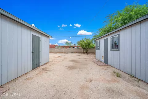 Exterior - 4532 E 16th St, Tucson, AZ 85711 photo 2 of 3
